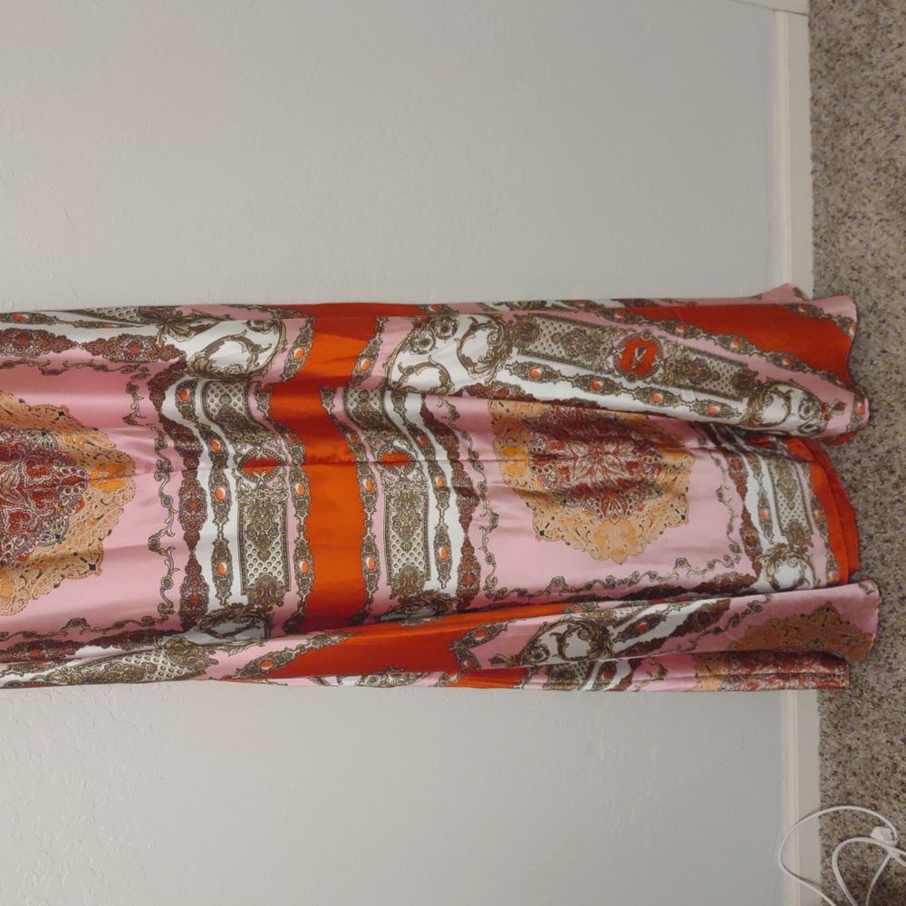 Scarf Pattern Halter Maxi Dress - Picture 8 of 11